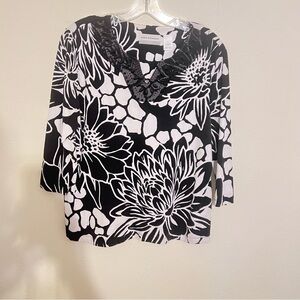 Alfred Dunner Black and White Floral Blouse